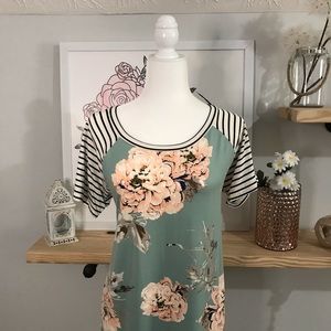 NWOT Sage Floral Stripe Contrast Top